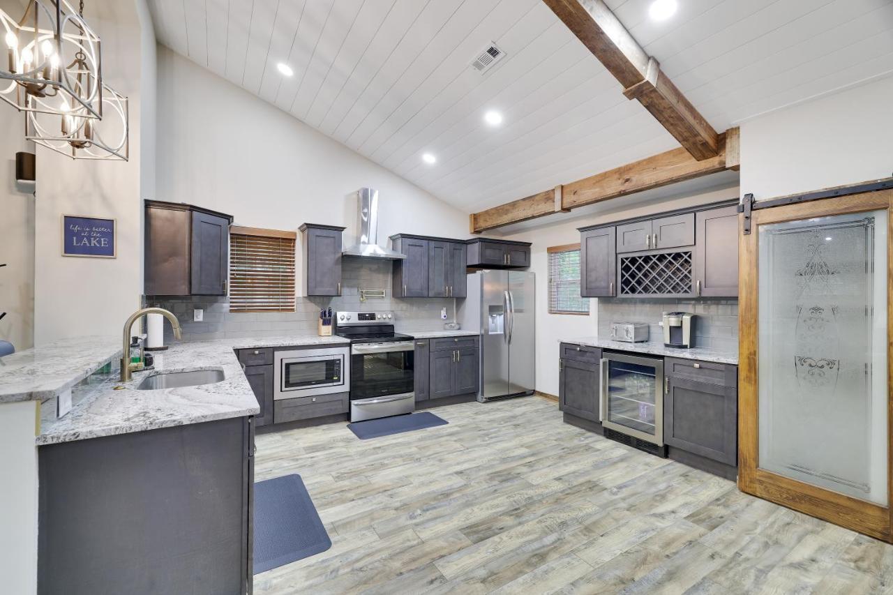 Whiskey Pines Retreat! Single Level Home, Outdoor Firepit, Ac, Bbq! Sleeps 9 In Lake Harmony! Esterno foto