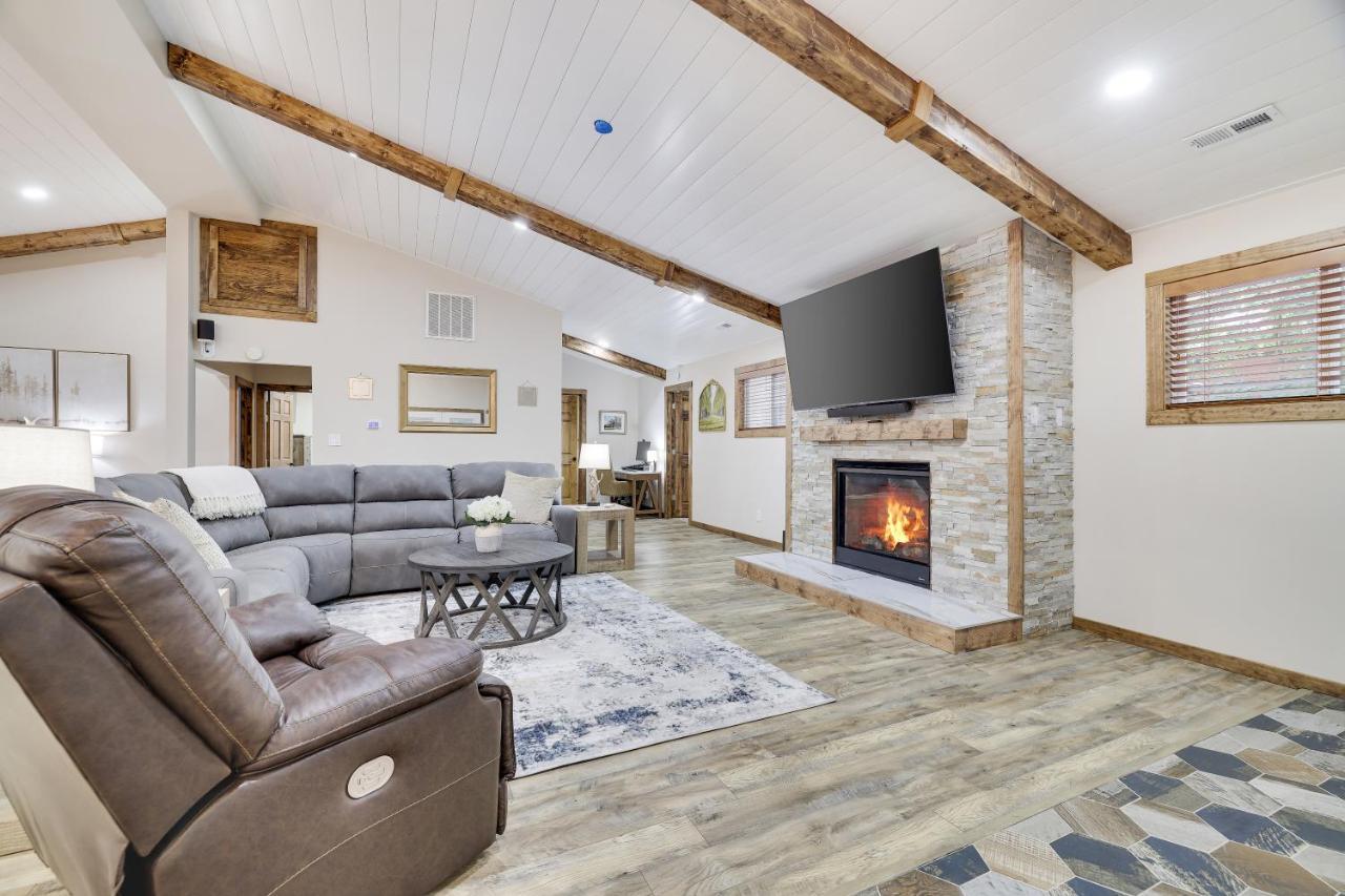 Whiskey Pines Retreat! Single Level Home, Outdoor Firepit, Ac, Bbq! Sleeps 9 In Lake Harmony! Esterno foto
